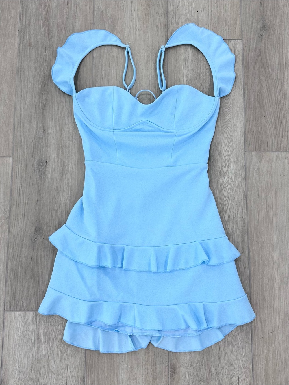 Lucy in the sky bodycon sleeveless ruffle tiered dress light blue medium - Picture 4 of 8